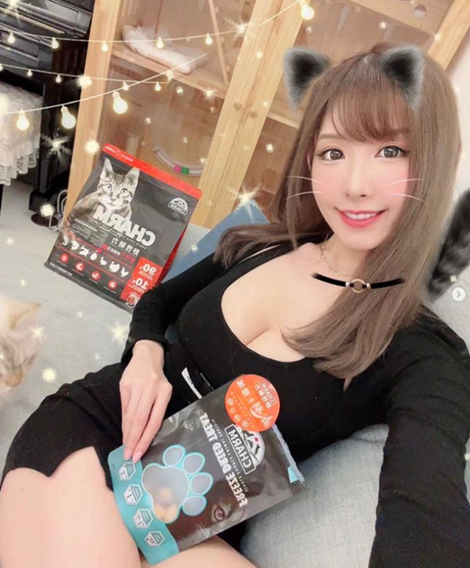 IG奶帳lennababe