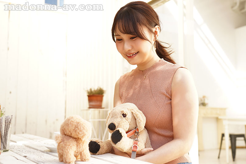 AV女優稻富詩音